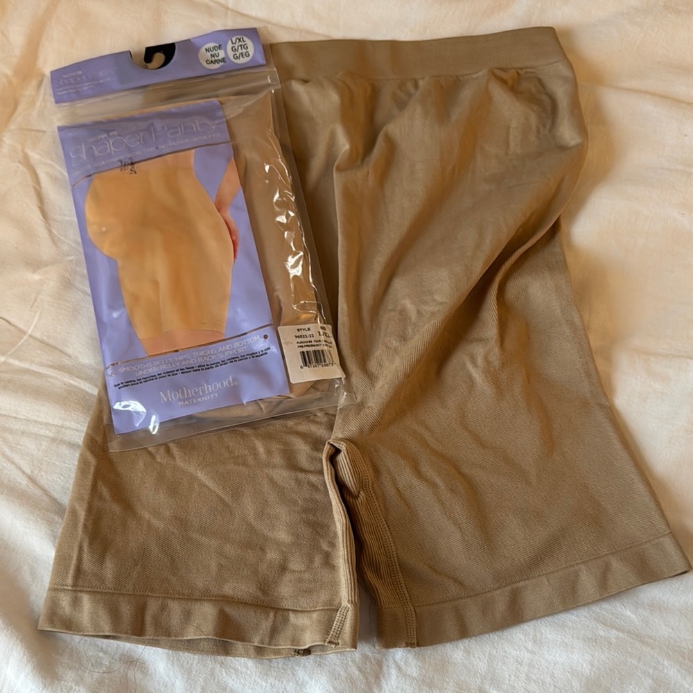 Maternity Tan Under Shorts - Size L/XL